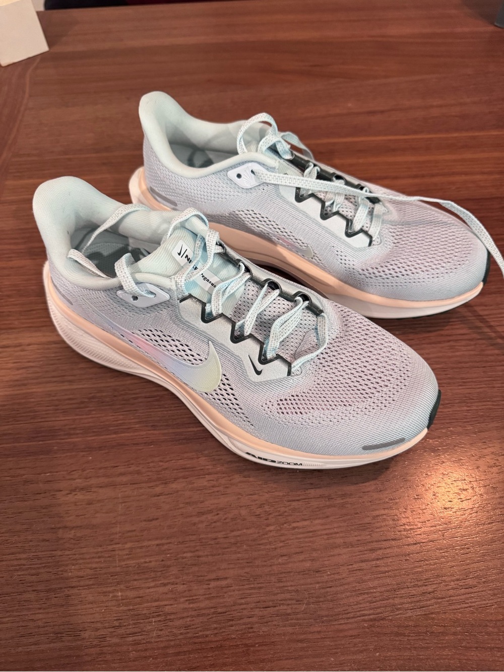 Nike Women’s Light Blue pegasus 41 Running Sneakers - Picture 4 of 6